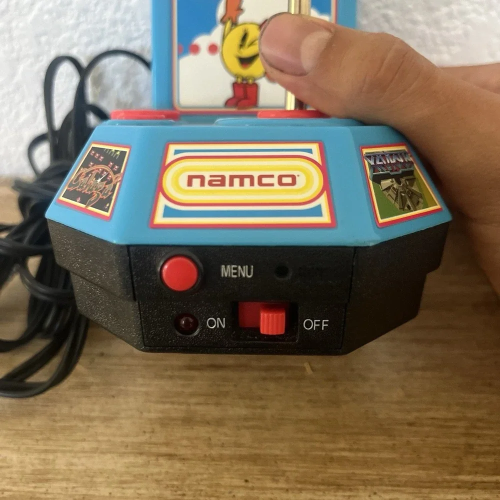 Jakks Pacific Ms. Pac-Man TV Games Plug & Play 5 Games Galaga Mappy Namco Arcade